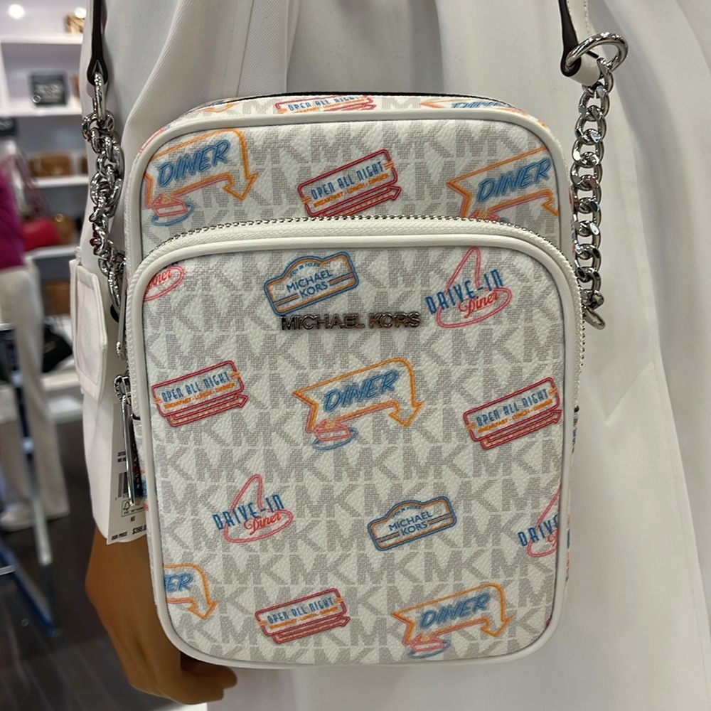 MICHAEL KORS
Jet Set Md Printed Signature Logo Crossbody NS CHAIN XBODY Flight - Picture 14 of 16
